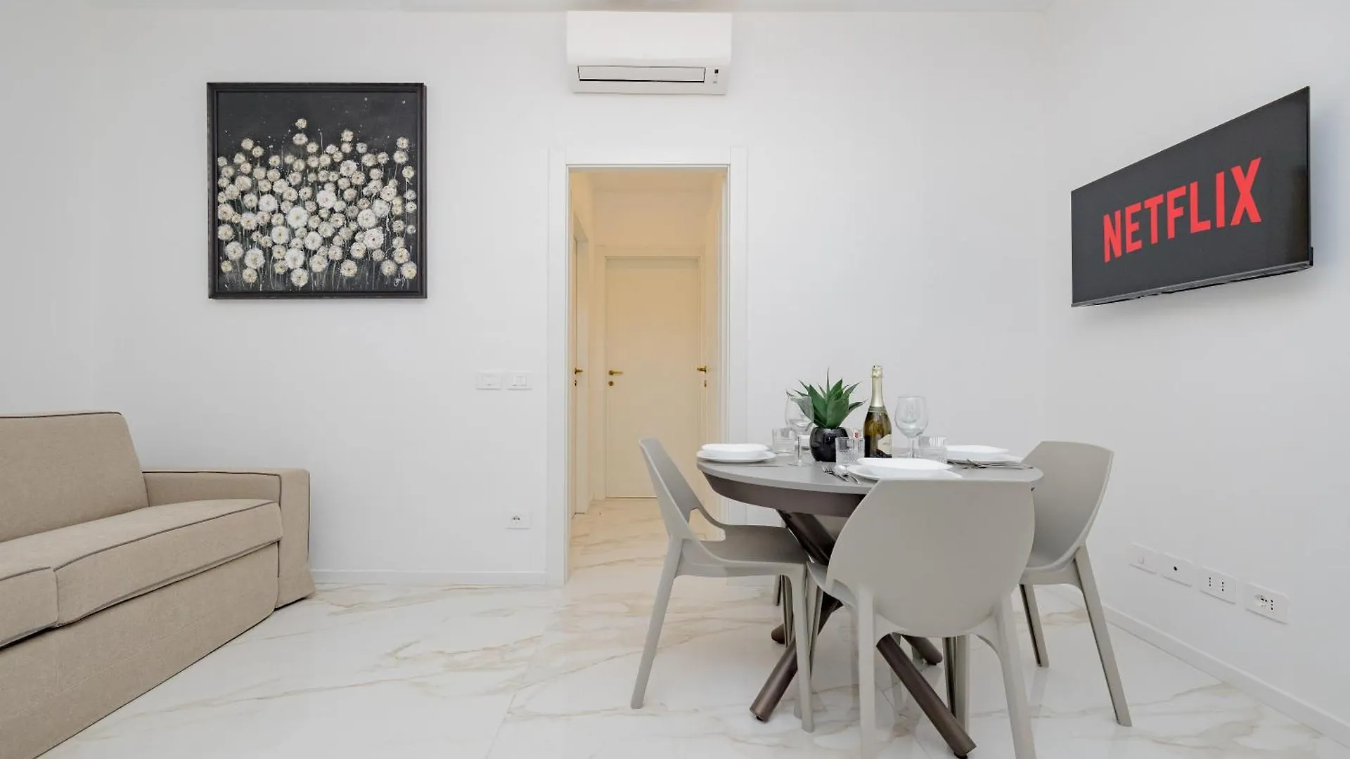 Apartment 1Co4 - Duomo - Luxurious And Central - Milan