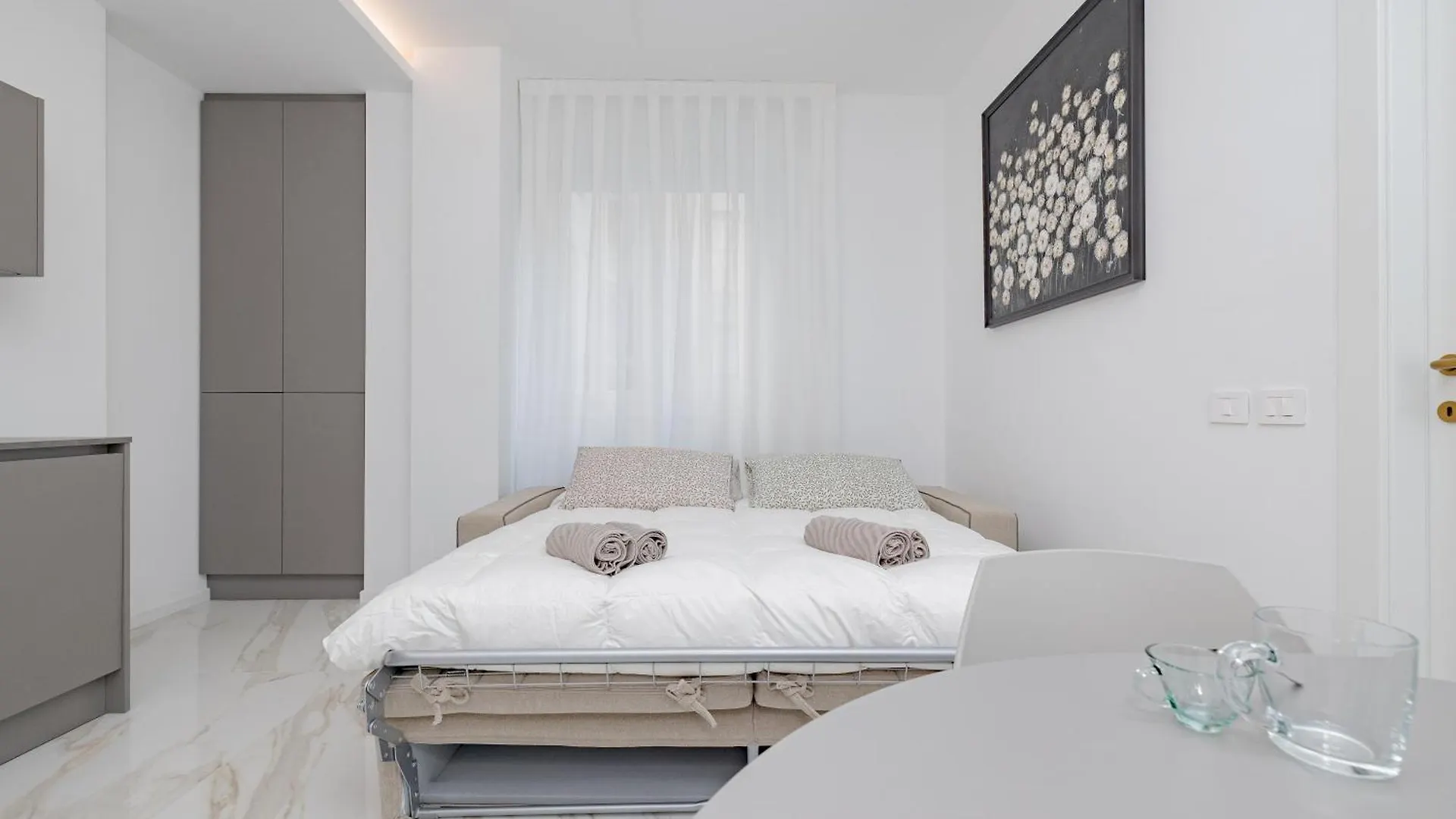 1Co4 - Duomo - Luxurious And Central - Milan Apartment