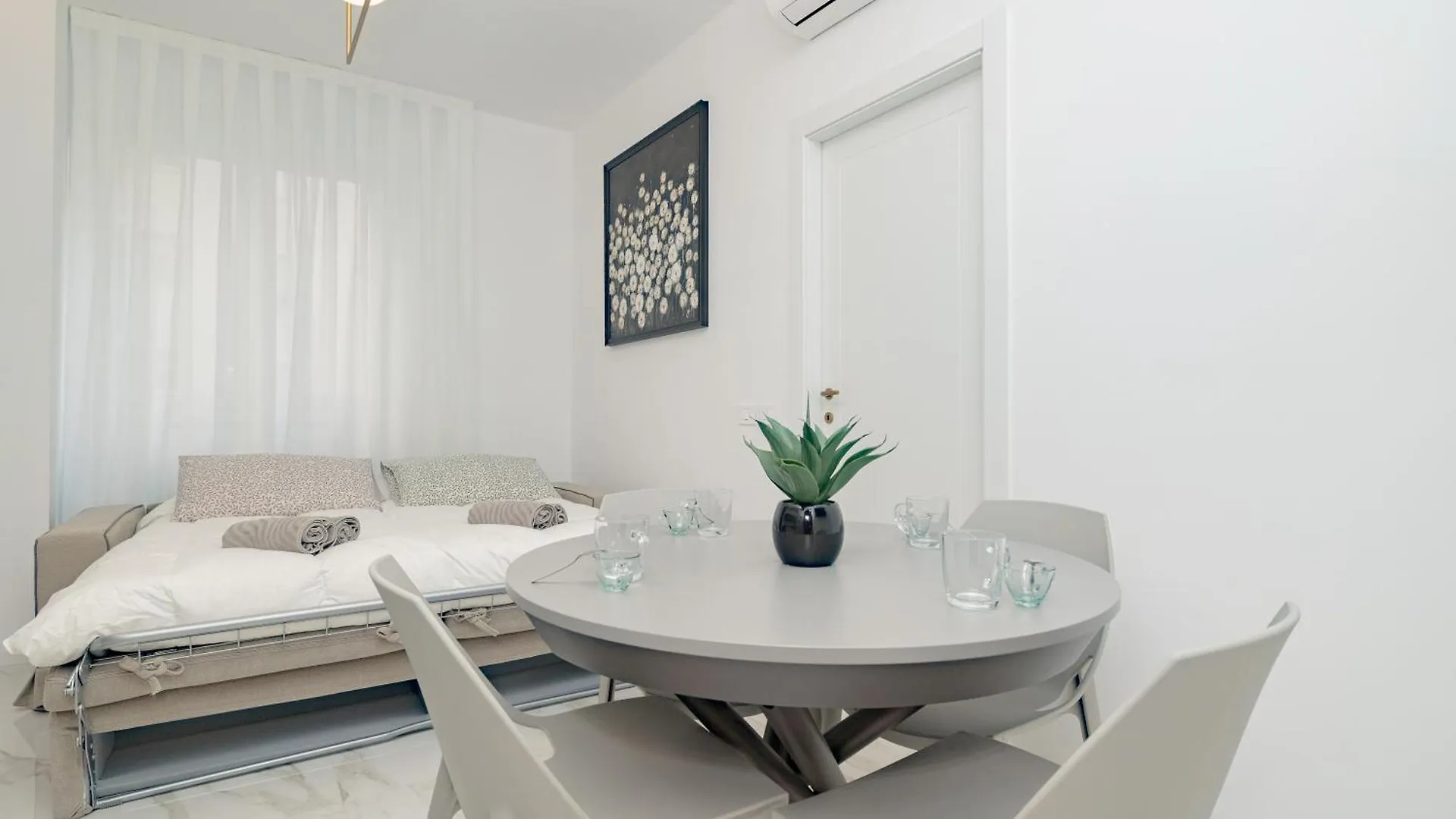 1Co4 - Duomo - Luxurious And Central - Milan Italy